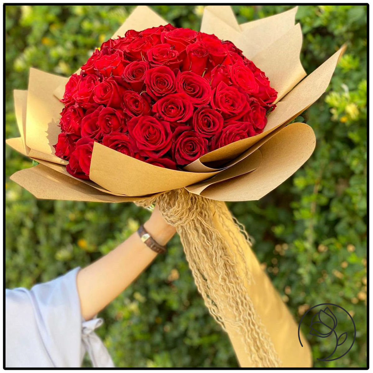 گل رز شاخهای 90هزار تومان